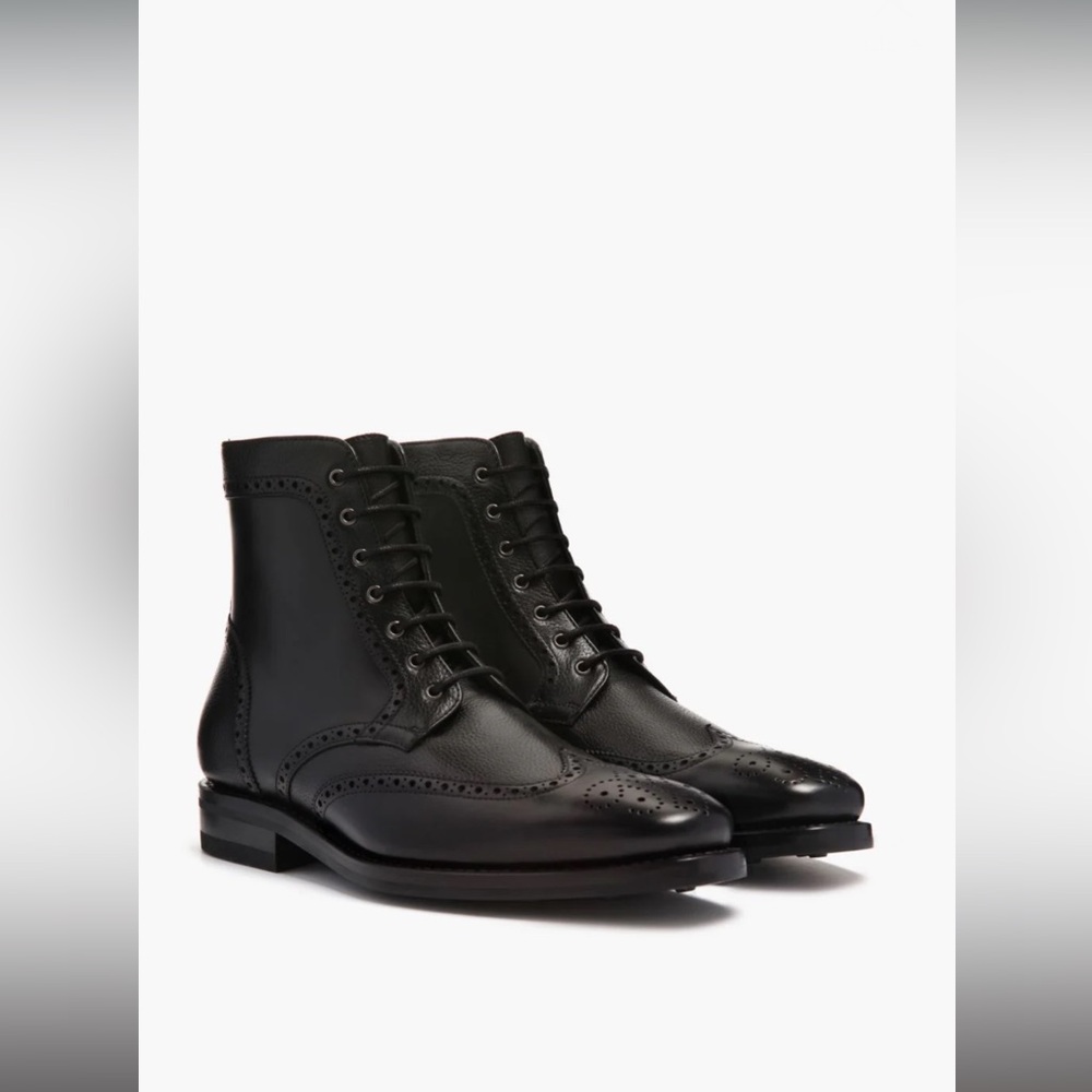 Brand new Men’s Black Wingtip Thursday Boots size 9.5